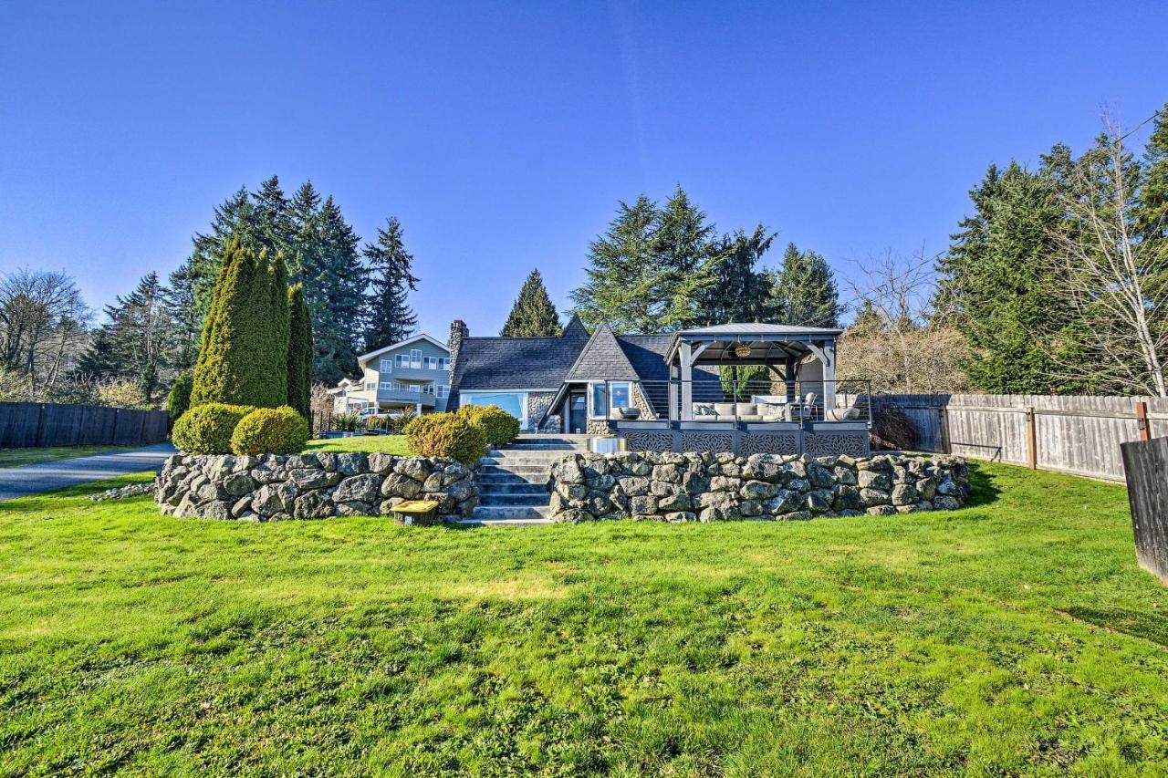 Puget Sound Cabin With Hot Tub And Water Views! เบรเมอร์ตัน ภายนอก รูปภาพ